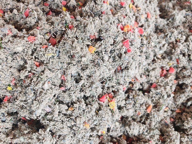 Yongte lansira inovativnu WPC mašinu za podove koja pretvara otpadnu odjeću u ekološki prihvatljive građevinske materijale