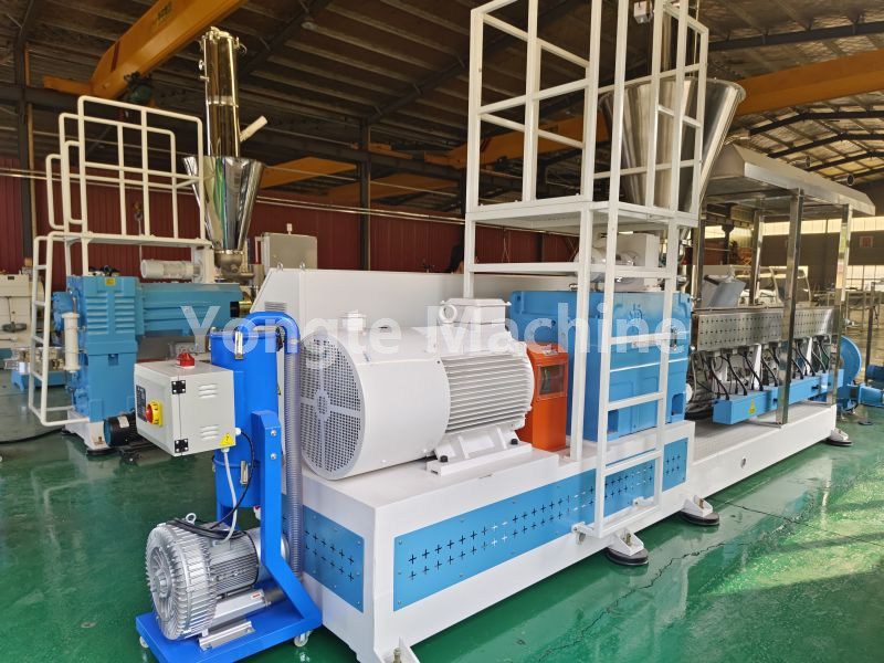 Parallel twin screw extruder of Recycled Plastic WPC Pellet Machine