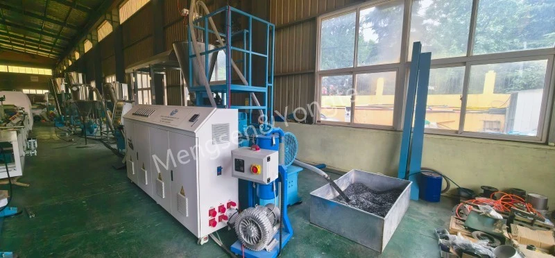 Drvo-plastični granulator visokih performansi za evropske klijente